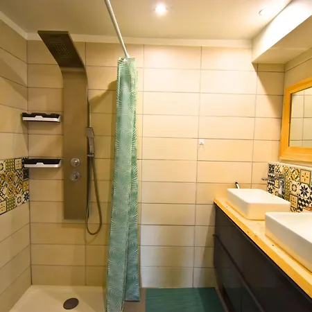 Holiday home Havre Du Voyageur - Jardin Prive
